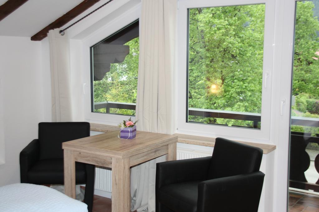 Maisonette Apartment Dhh Zugspitzblick Mit Eigenem Garten 가르미슈파르텐키르헨 객실 사진